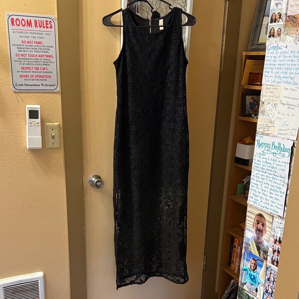 Xhilaration Black Sleeveless Maxi Dress